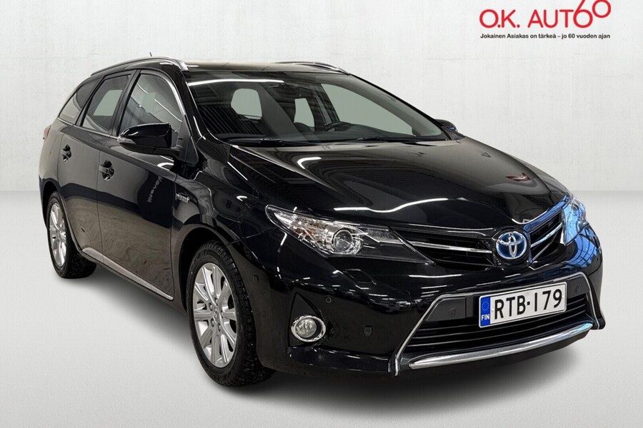 Toyota Auris vaihtoauto