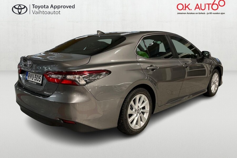 Toyota Camry vaihtoauto