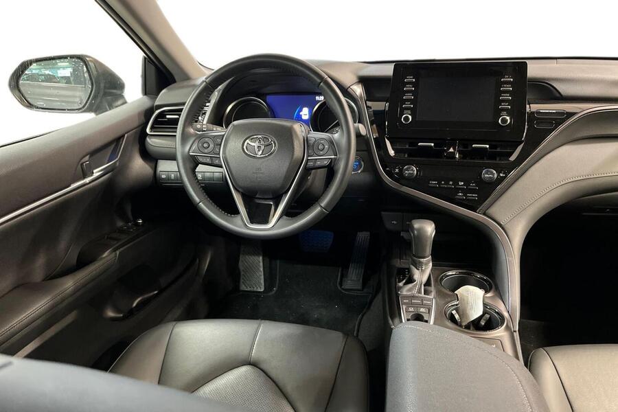 Toyota Camry vaihtoauto