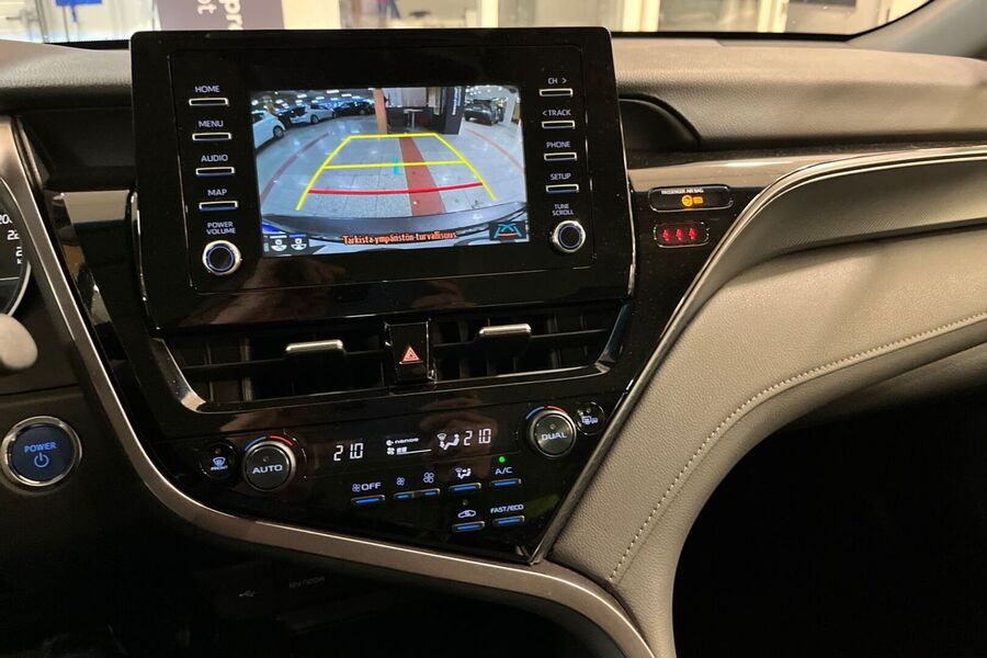 Toyota Camry vaihtoauto