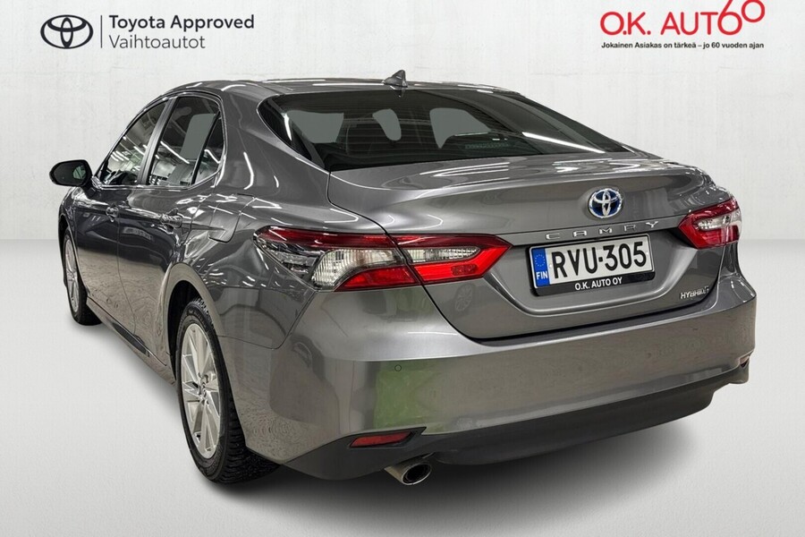 Toyota Camry vaihtoauto