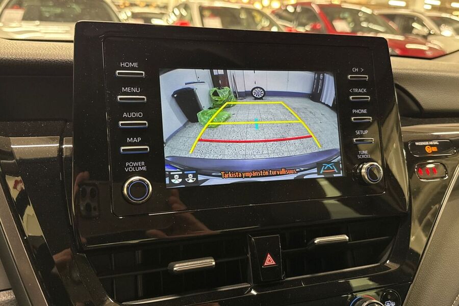 Toyota Camry vaihtoauto