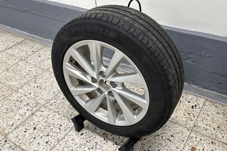 Toyota Camry vaihtoauto