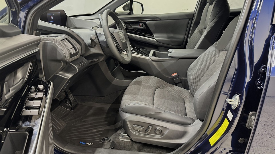 Toyota bZ4X vaihtoauto