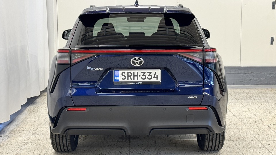 Toyota bZ4X vaihtoauto