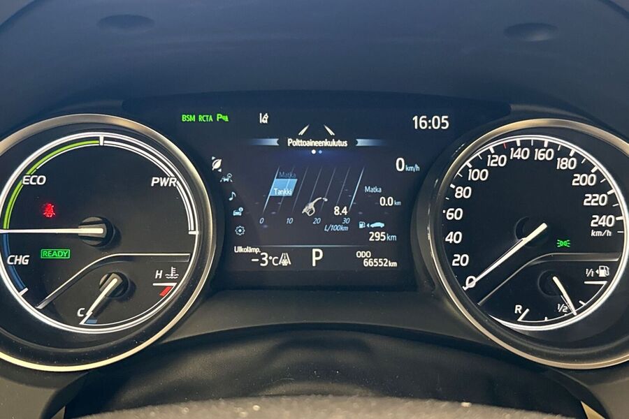 Toyota Camry vaihtoauto