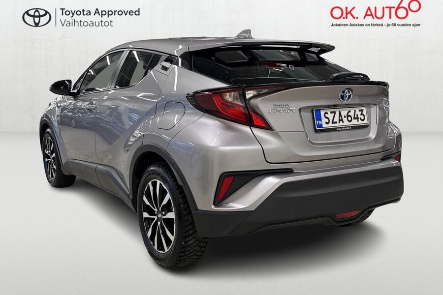 Toyota C-HR vaihtoauto