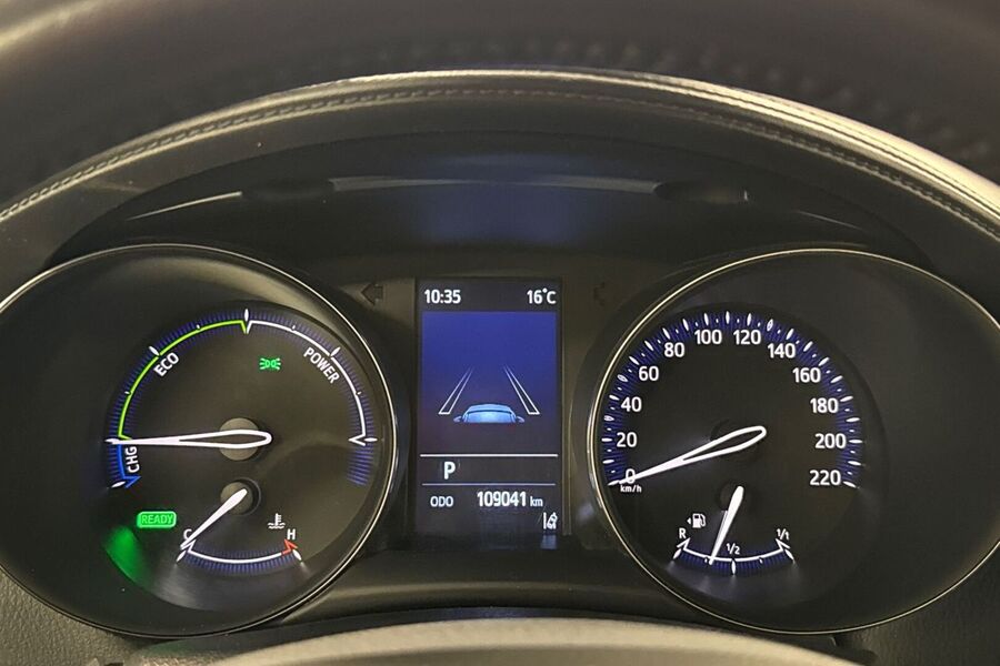 Toyota C-HR vaihtoauto