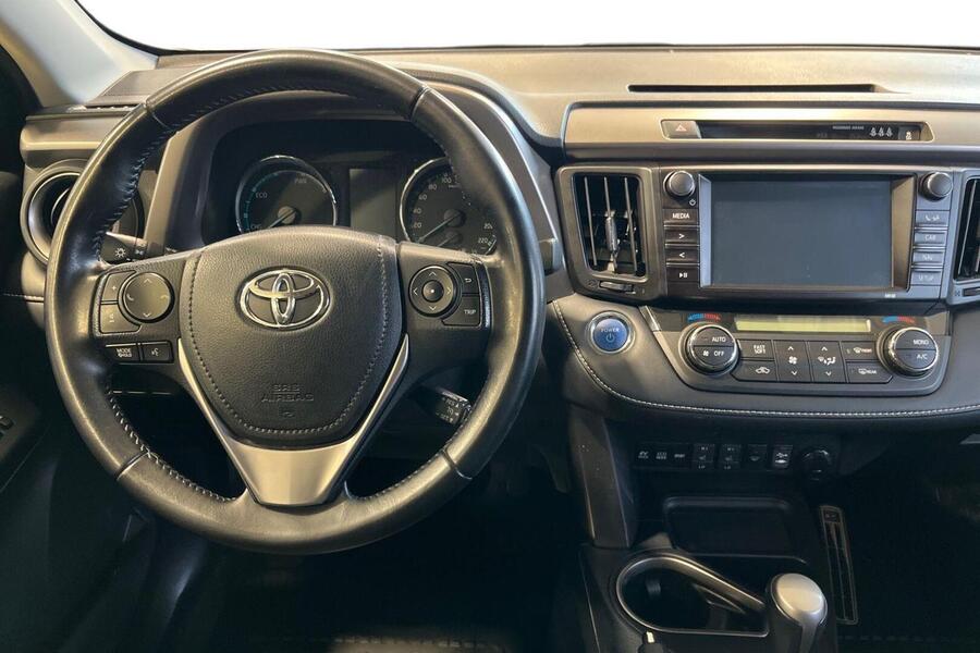 Toyota RAV4 vaihtoauto