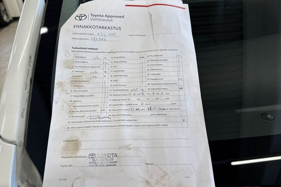 Toyota Hilux vaihtoauto