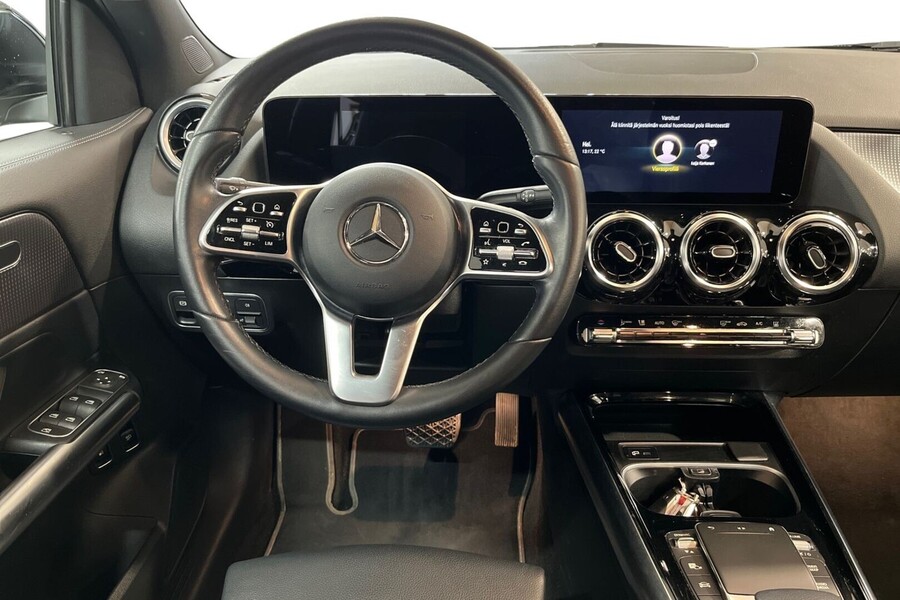 Mercedes-Benz GLA vaihtoauto