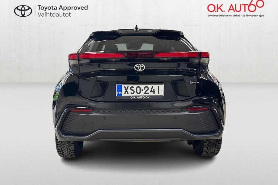 Toyota C-HR vaihtoauto