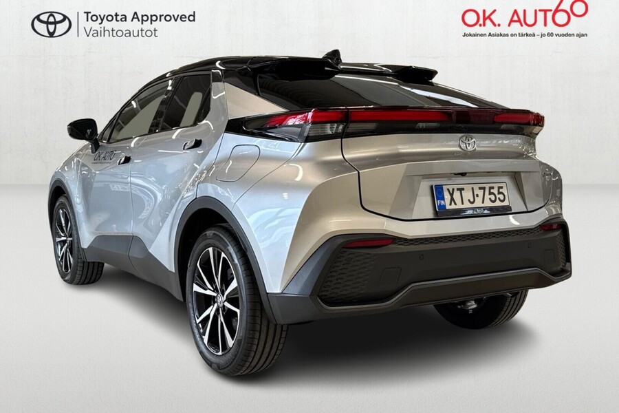 Toyota C-HR vaihtoauto