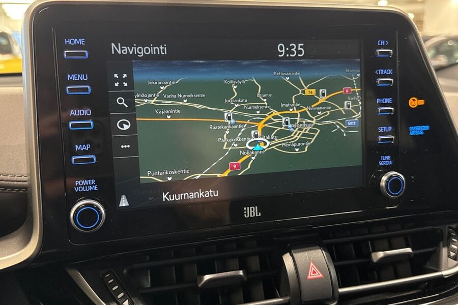 Toyota C-HR vaihtoauto