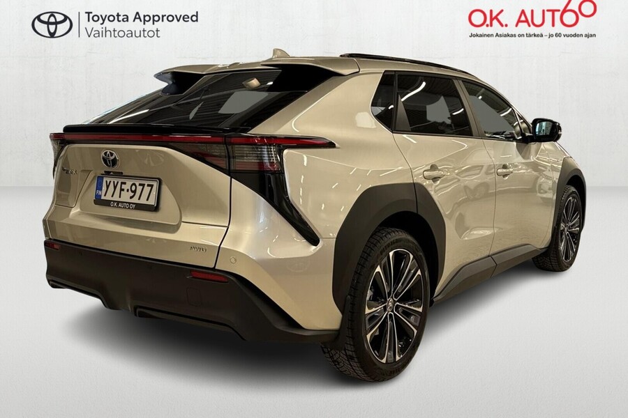 Toyota bZ4X vaihtoauto