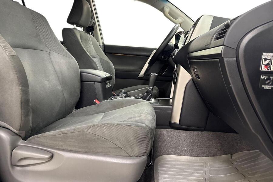 Toyota Land Cruiser vaihtoauto