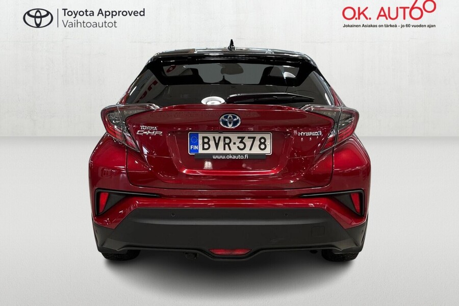 Toyota C-HR vaihtoauto