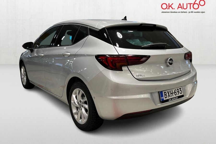 Opel Astra vaihtoauto
