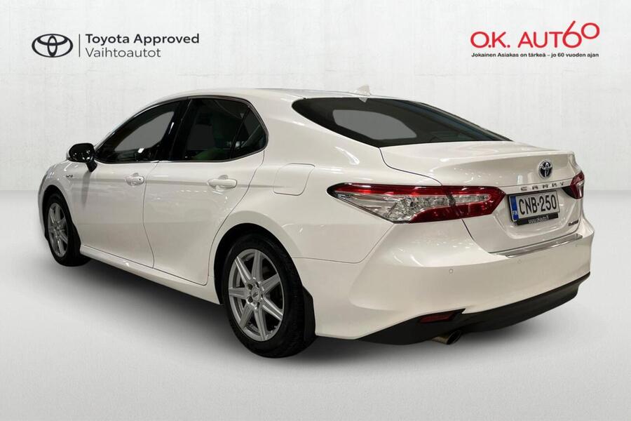 Toyota Camry vaihtoauto