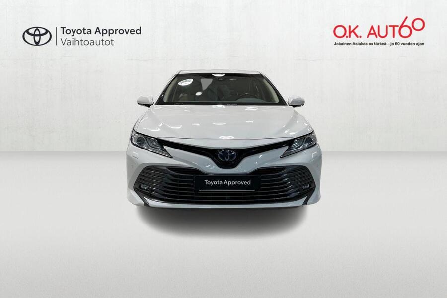 Toyota Camry vaihtoauto