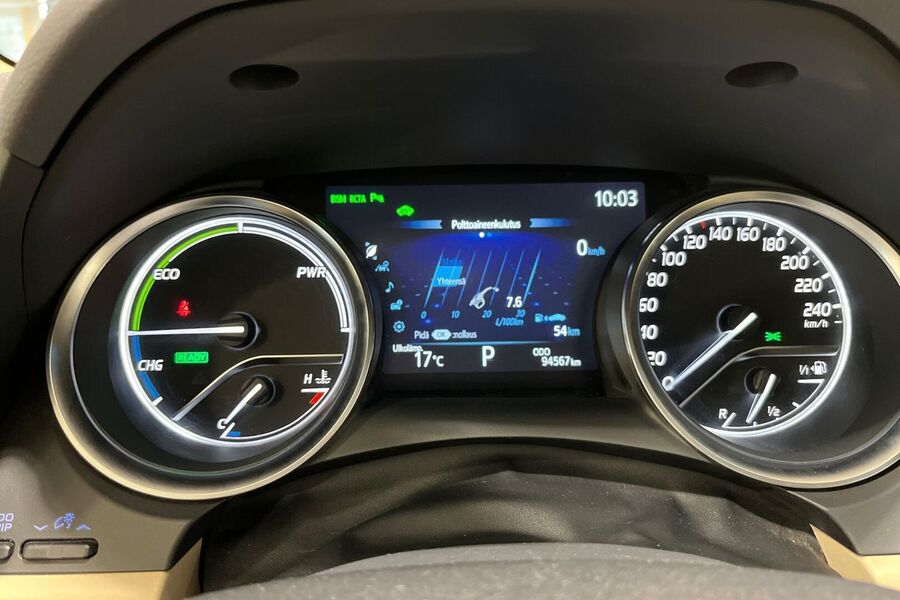 Toyota Camry vaihtoauto