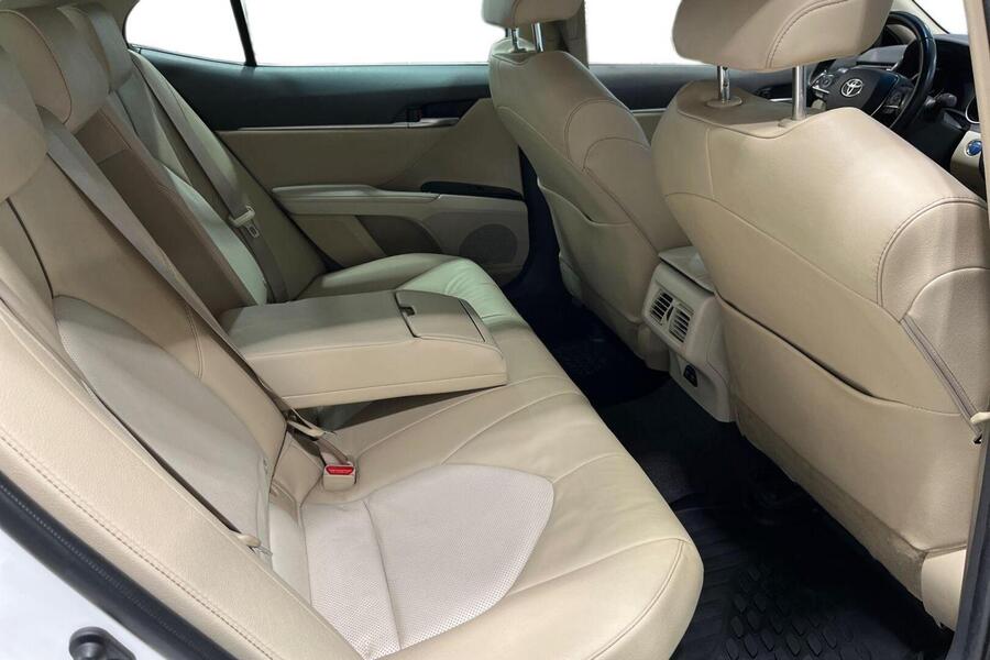 Toyota Camry vaihtoauto