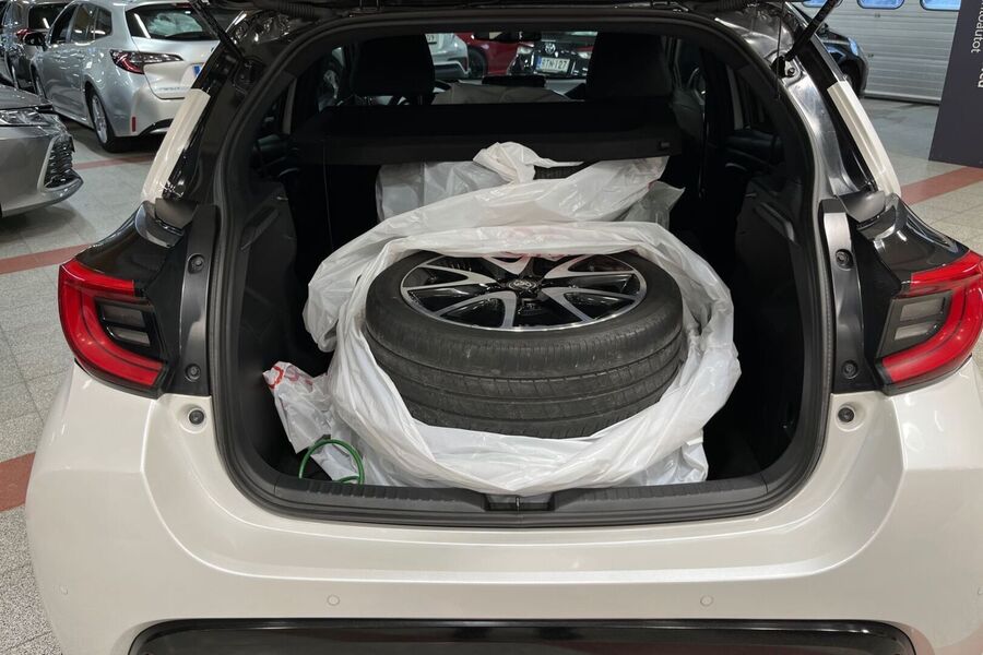 Toyota Yaris vaihtoauto