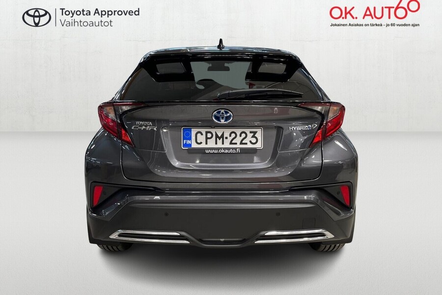 Toyota C-HR vaihtoauto