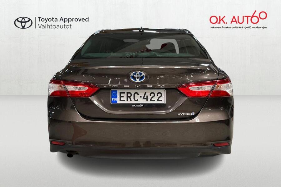 Toyota Camry vaihtoauto