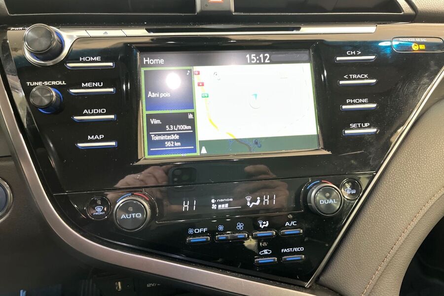 Toyota Camry vaihtoauto