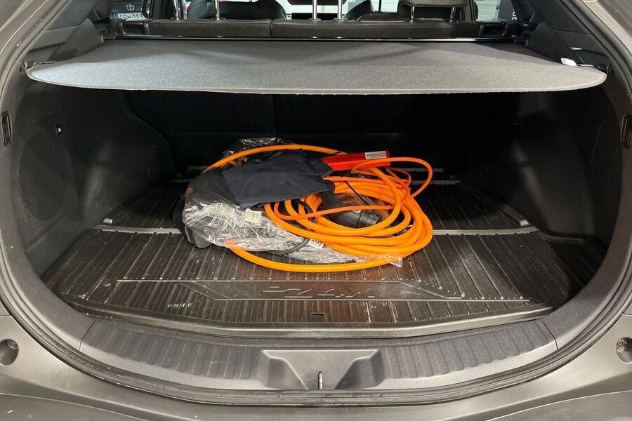 Toyota bZ4X vaihtoauto