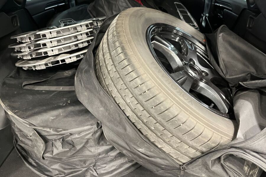 Toyota bZ4X vaihtoauto