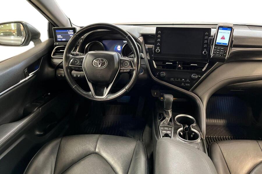 Toyota Camry vaihtoauto