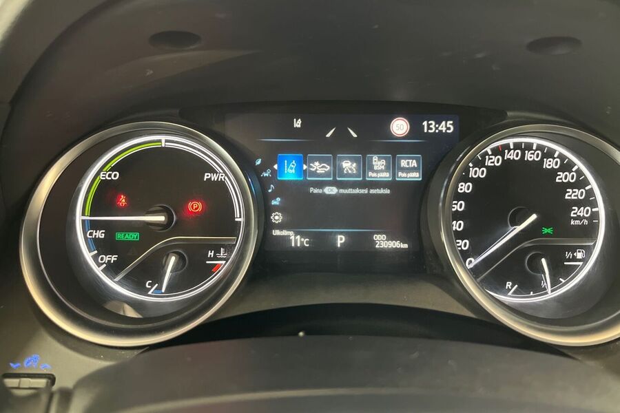 Toyota Camry vaihtoauto