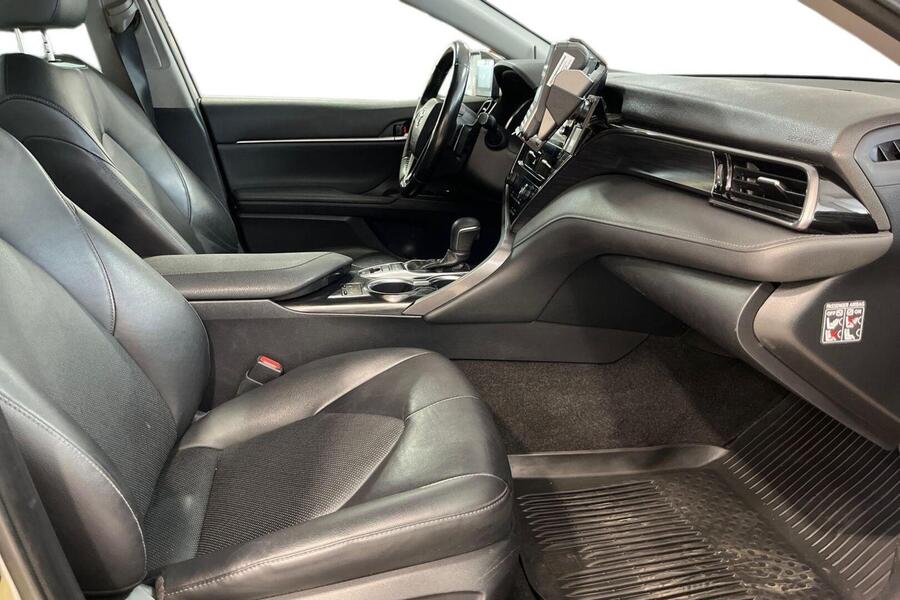 Toyota Camry vaihtoauto