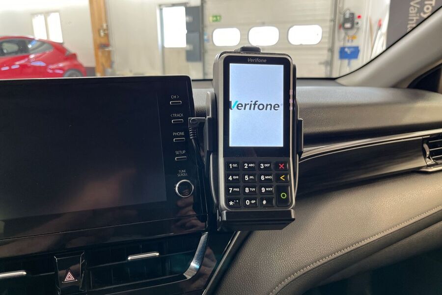 Toyota Camry vaihtoauto