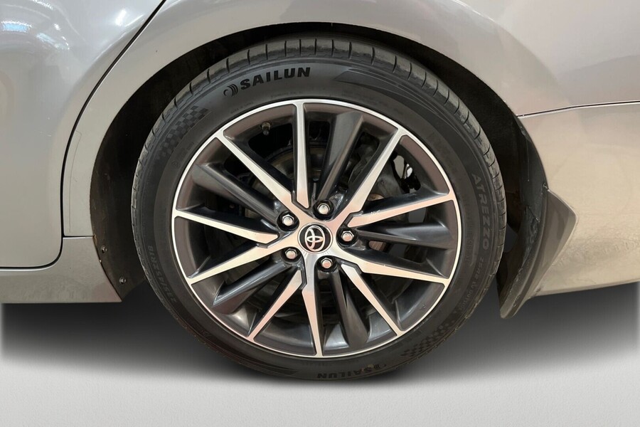 Toyota Camry vaihtoauto