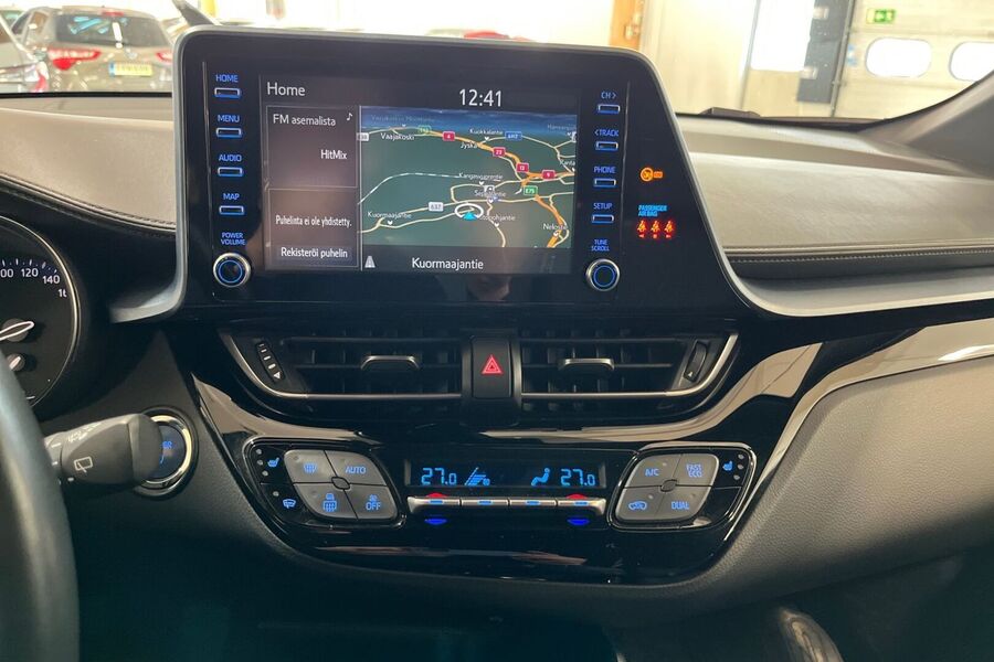 Toyota C-HR vaihtoauto