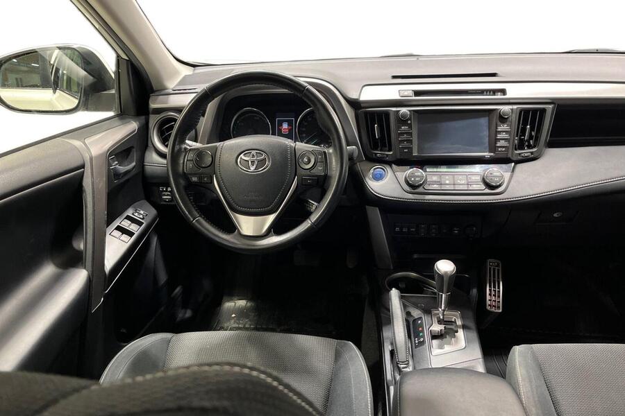 Toyota RAV4 vaihtoauto