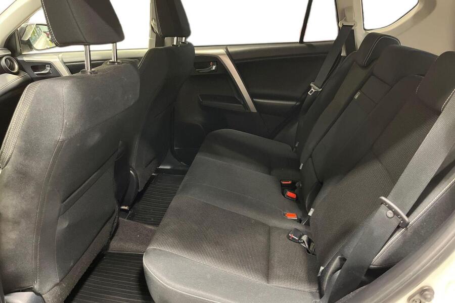 Toyota RAV4 vaihtoauto