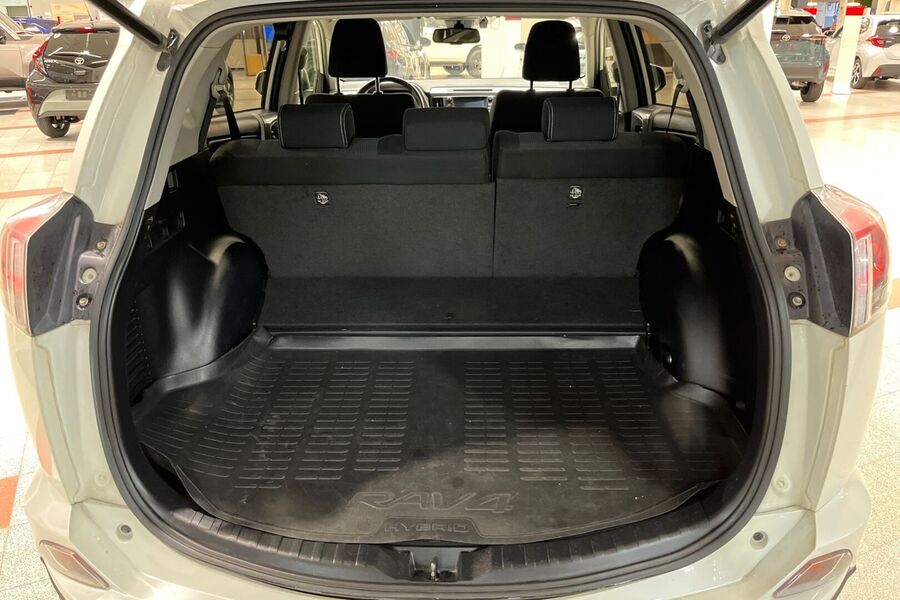 Toyota RAV4 vaihtoauto