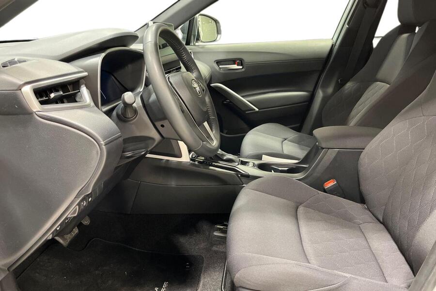 Toyota Corolla Cross vaihtoauto