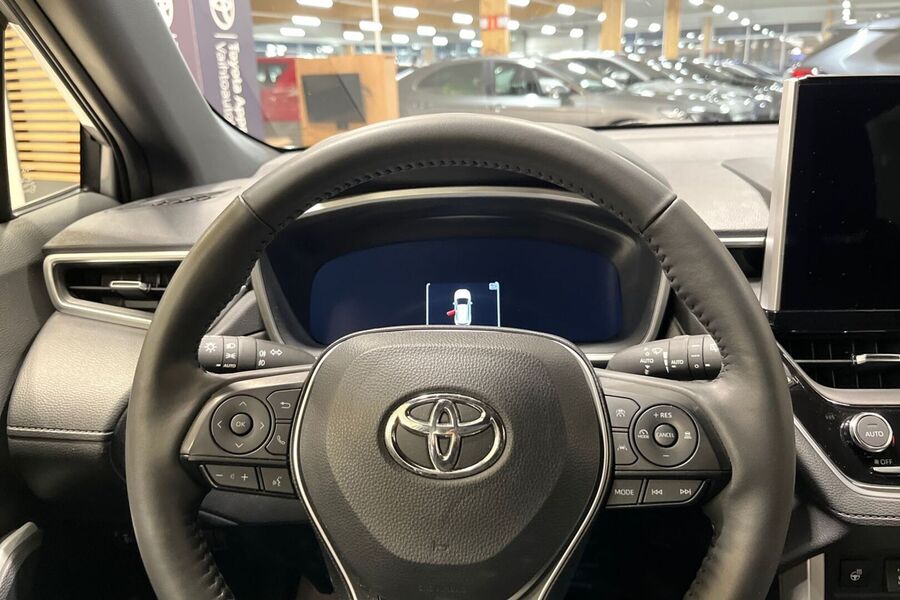 Toyota Corolla Cross vaihtoauto