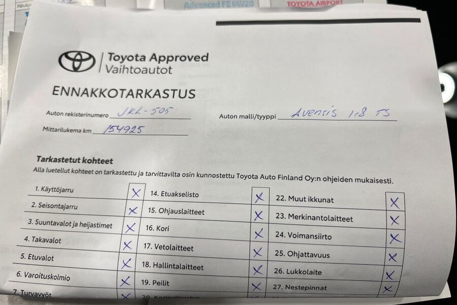 Toyota Avensis vaihtoauto