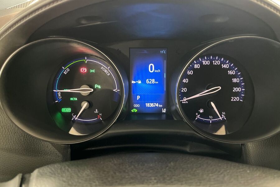 Toyota C-HR vaihtoauto