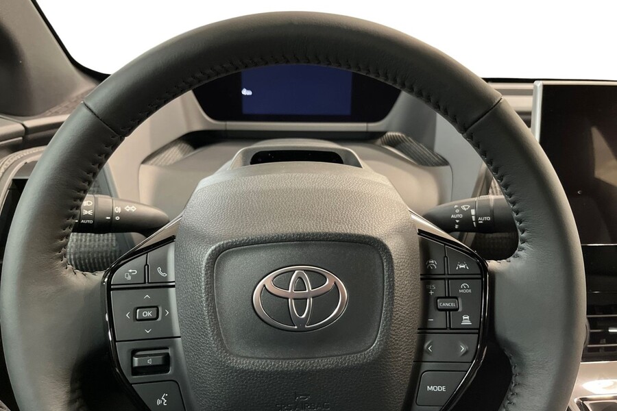 Toyota bZ4X vaihtoauto