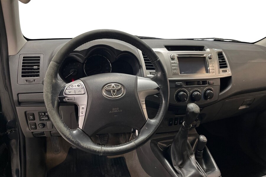 Toyota Hilux vaihtoauto