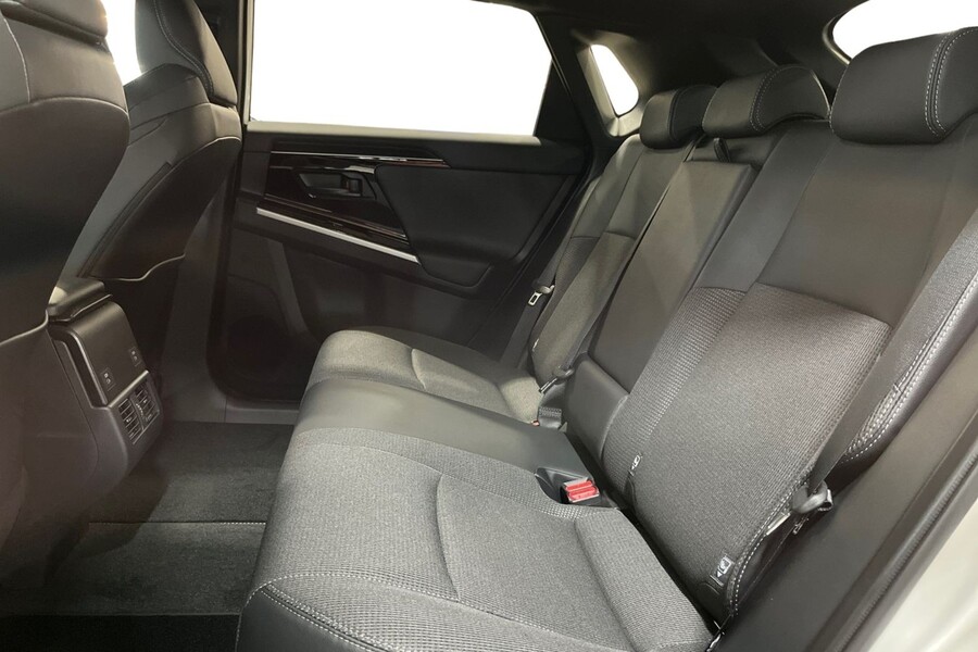 Toyota bZ4X vaihtoauto