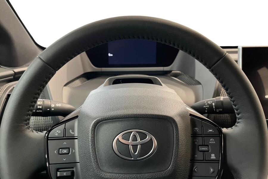 Toyota bZ4X vaihtoauto