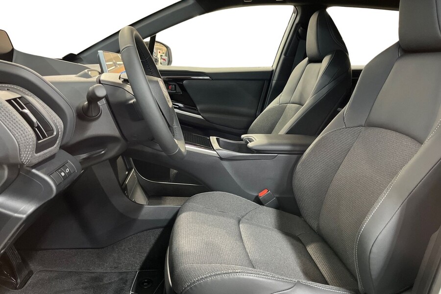 Toyota bZ4X vaihtoauto